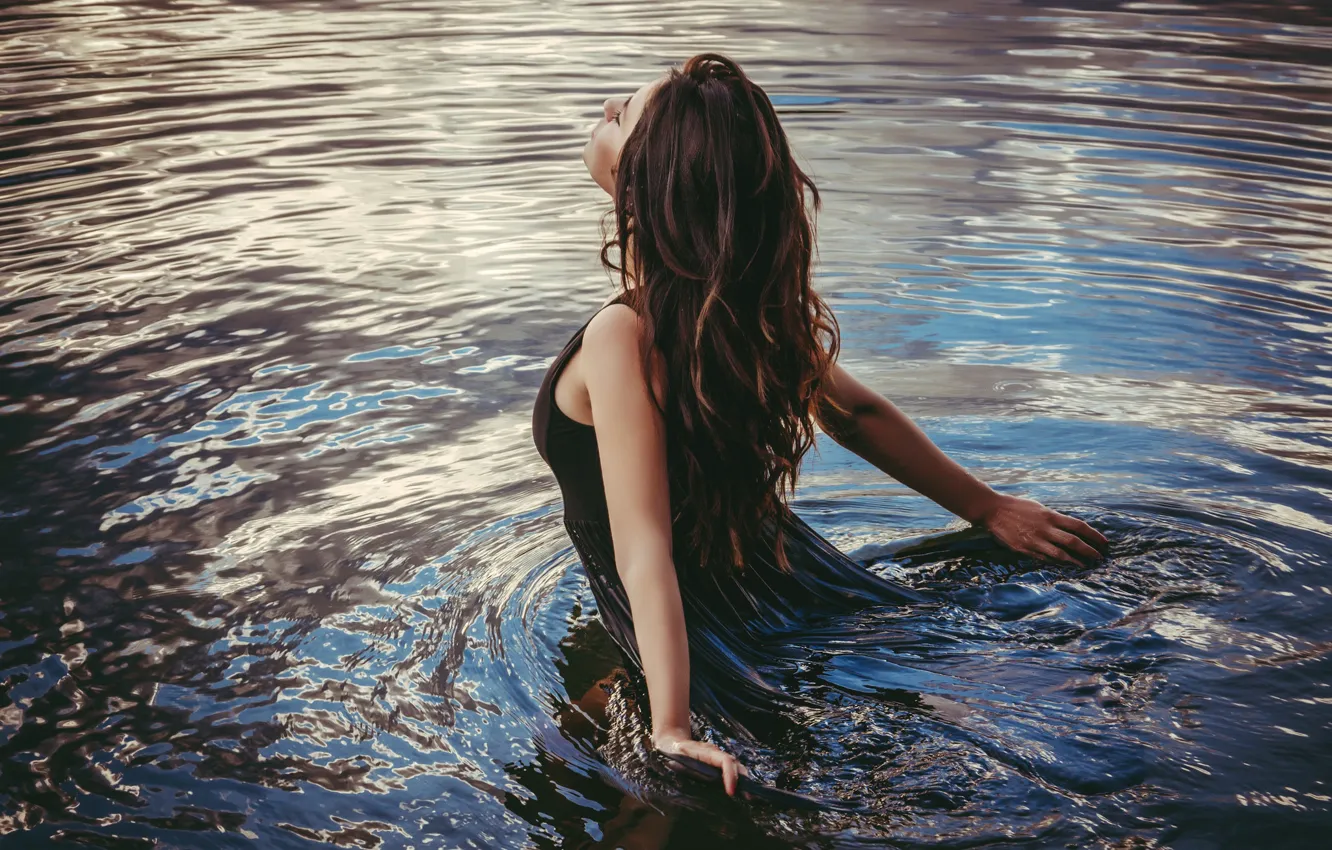 Photo wallpaper pose, mood, model, dress, brunette, in the water, Aurela Skandaj