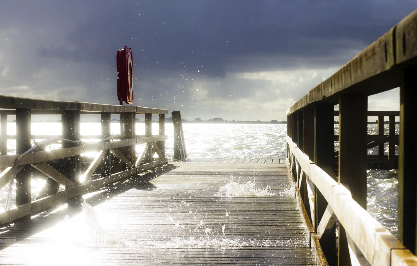 Photo wallpaper the sky, water, pierce