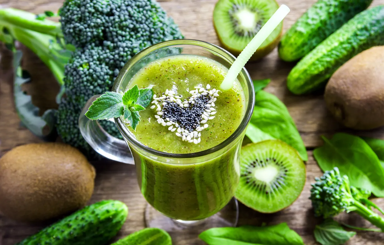 Photo wallpaper heart, kiwi, cocktail, cucumbers, smoothies