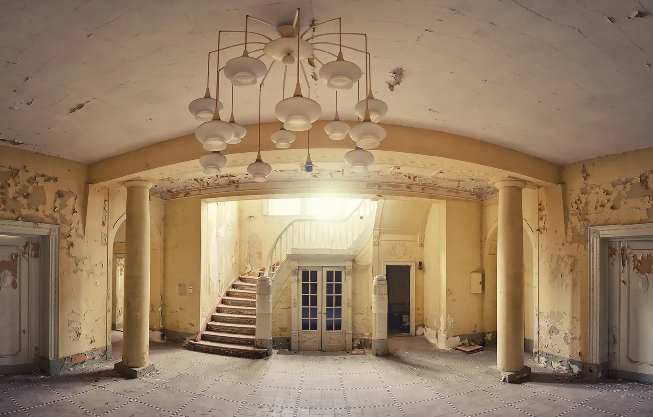 Photo wallpaper the door, ladder, hole