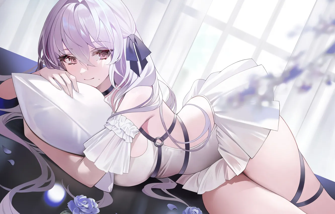 Photo wallpaper girl, roses, pillow, lies