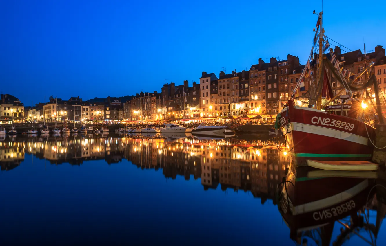 Photo wallpaper night, lights, reflection, boat, France, people, home, mirror