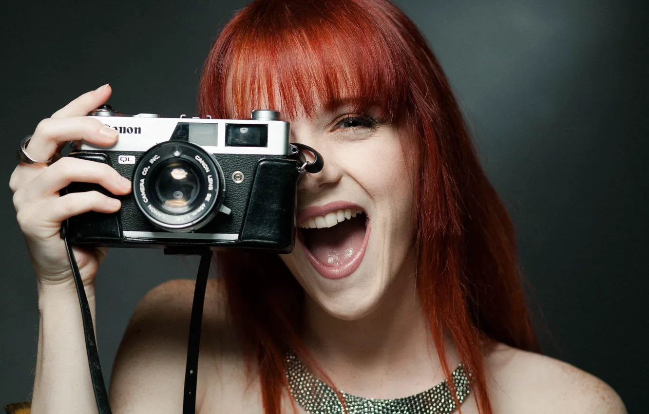 Photo wallpaper laughter, the camera, red, Canon