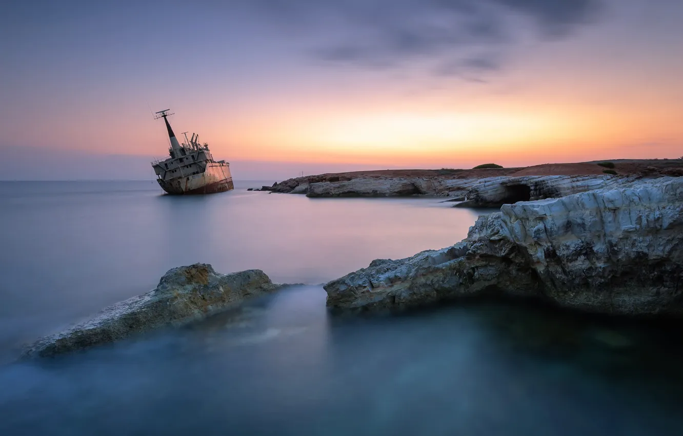 Photo wallpaper sea, shore, ship