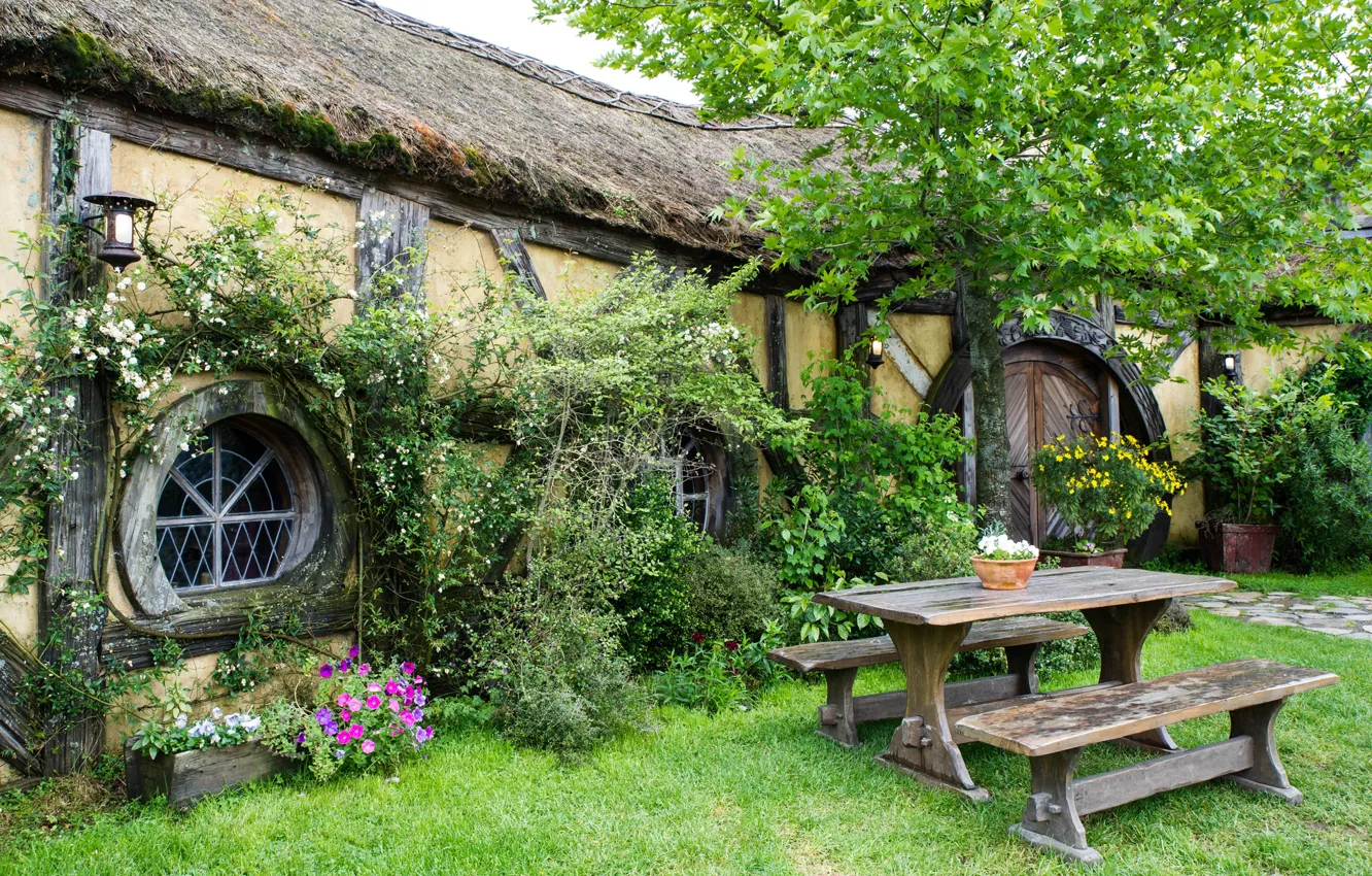 Photo wallpaper movie, Shir, The hobbit, Hobbiton, The pub, Green dragon