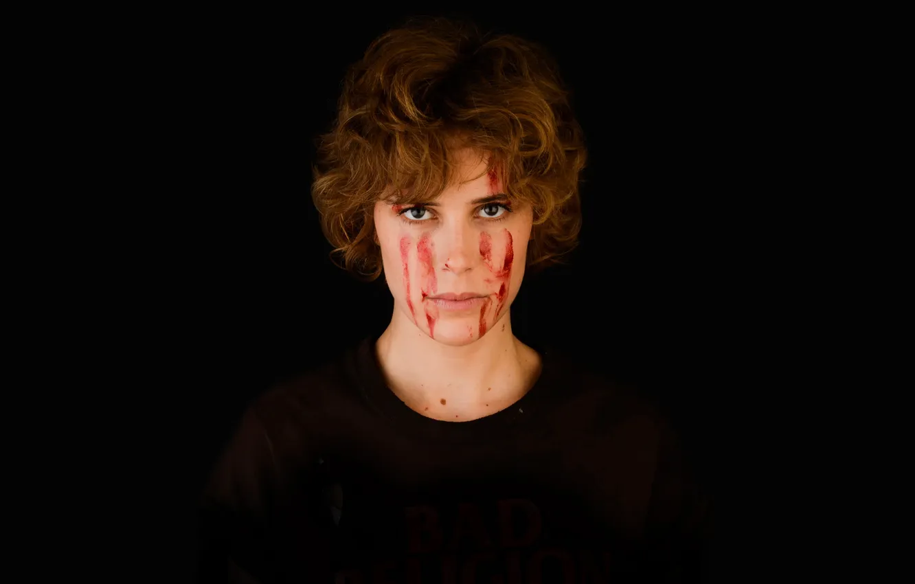 Photo wallpaper drama, Carla Juri, Wet place, Forbidden territory, Wetlands