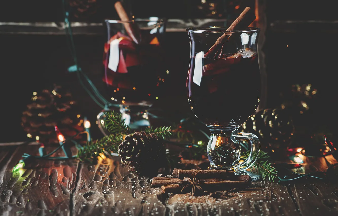 Photo wallpaper branches, the dark background, Board, glass, new year, Christmas, cocktail, drink