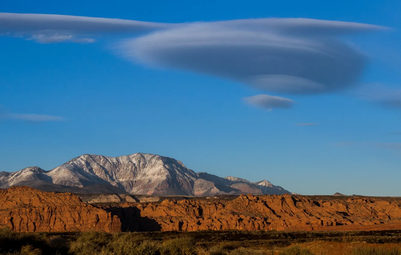 Photo wallpaper the sky, clouds, mountains, plateau