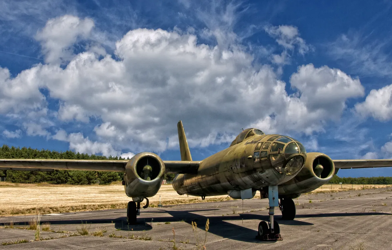 Photo wallpaper the plane, jet, bomber, Ilyushin, Il-28