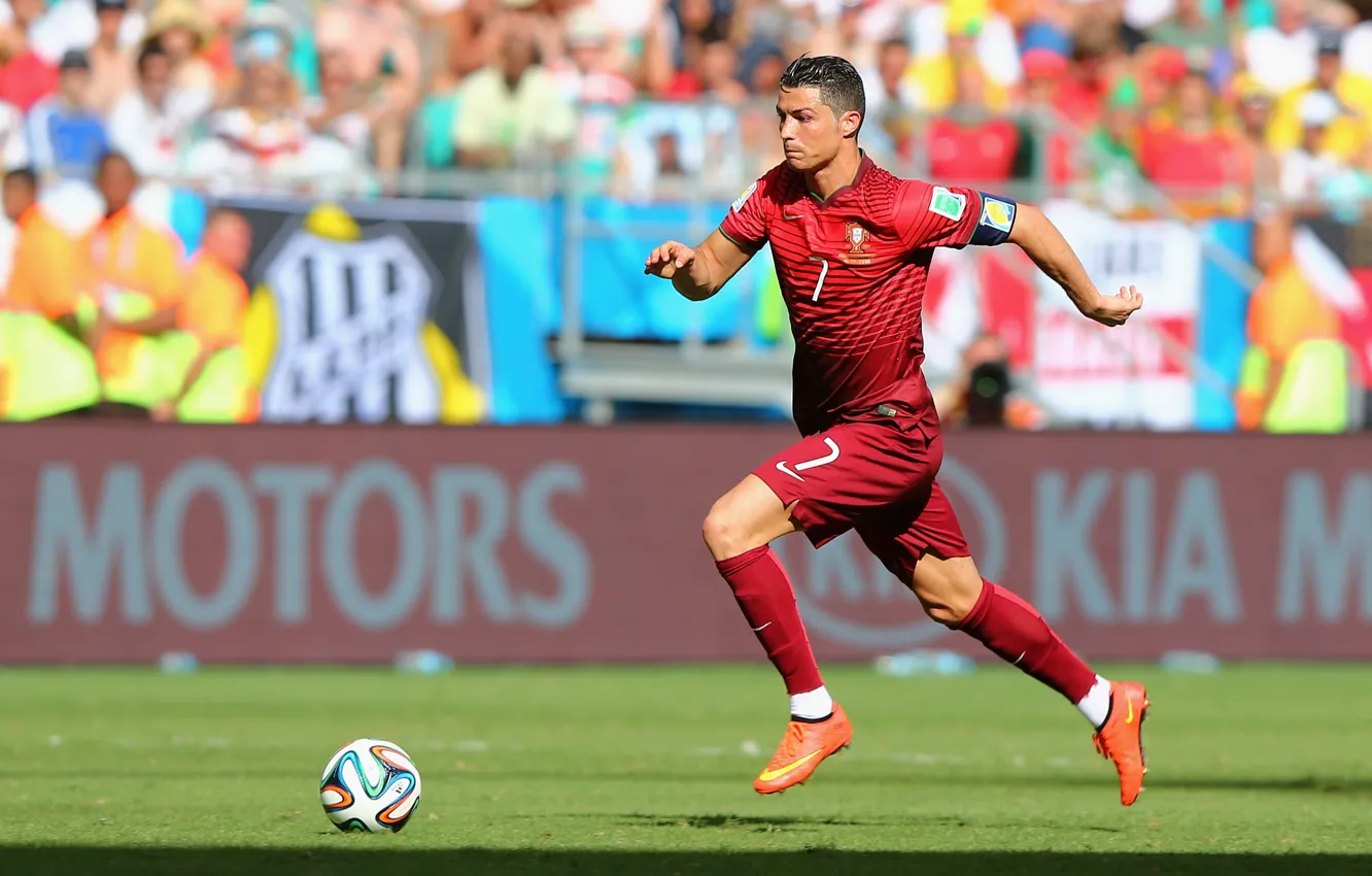 Photo wallpaper Football, Portugal, Cristiano Ronaldo, Form, Brazil, Ronaldo, Football, Real Madrid