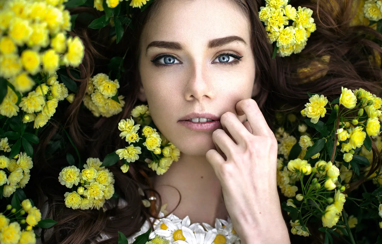 Wallpaper Look Girl Flowers Close Up Face Hand Portrait Makeup