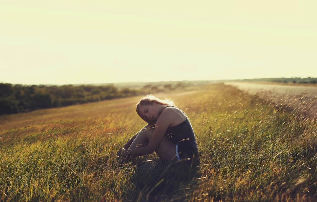 Photo wallpaper field, girl, light, mood