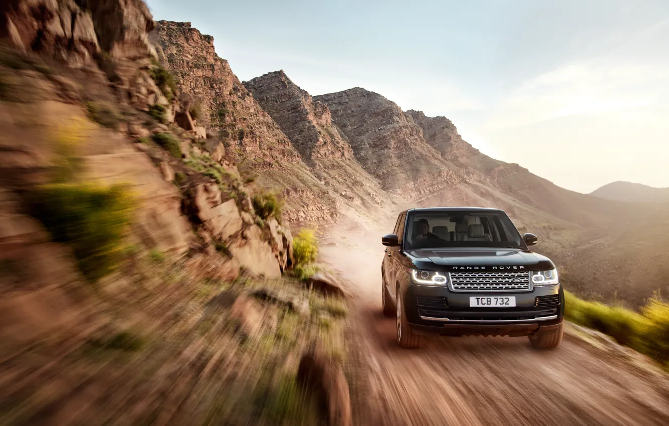 Photo wallpaper machine, the sky, earth, SUV, Land Rover, Range Rover, in motion