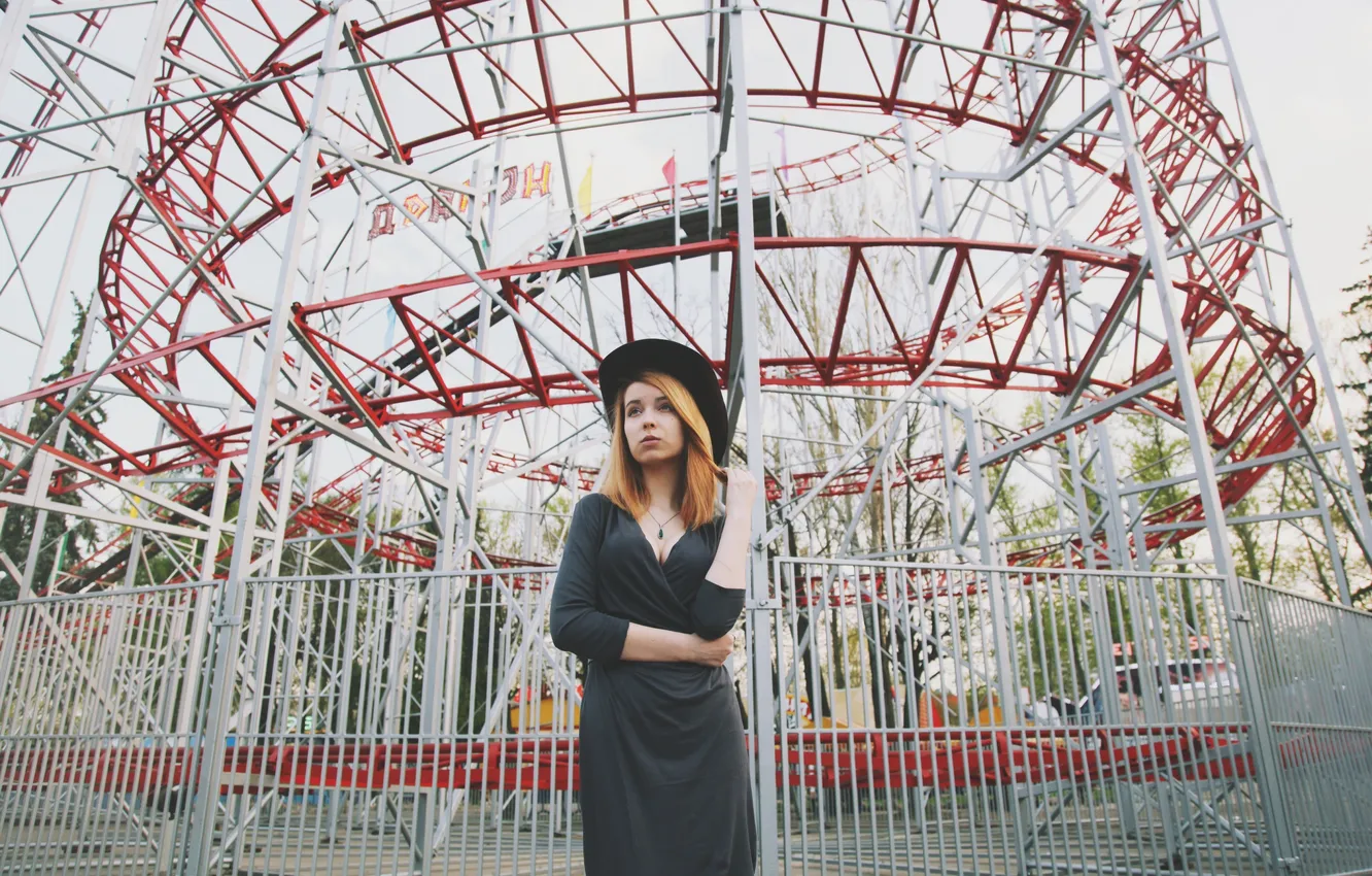 Photo wallpaper girl, attraction, slide, girl, Julie Resh