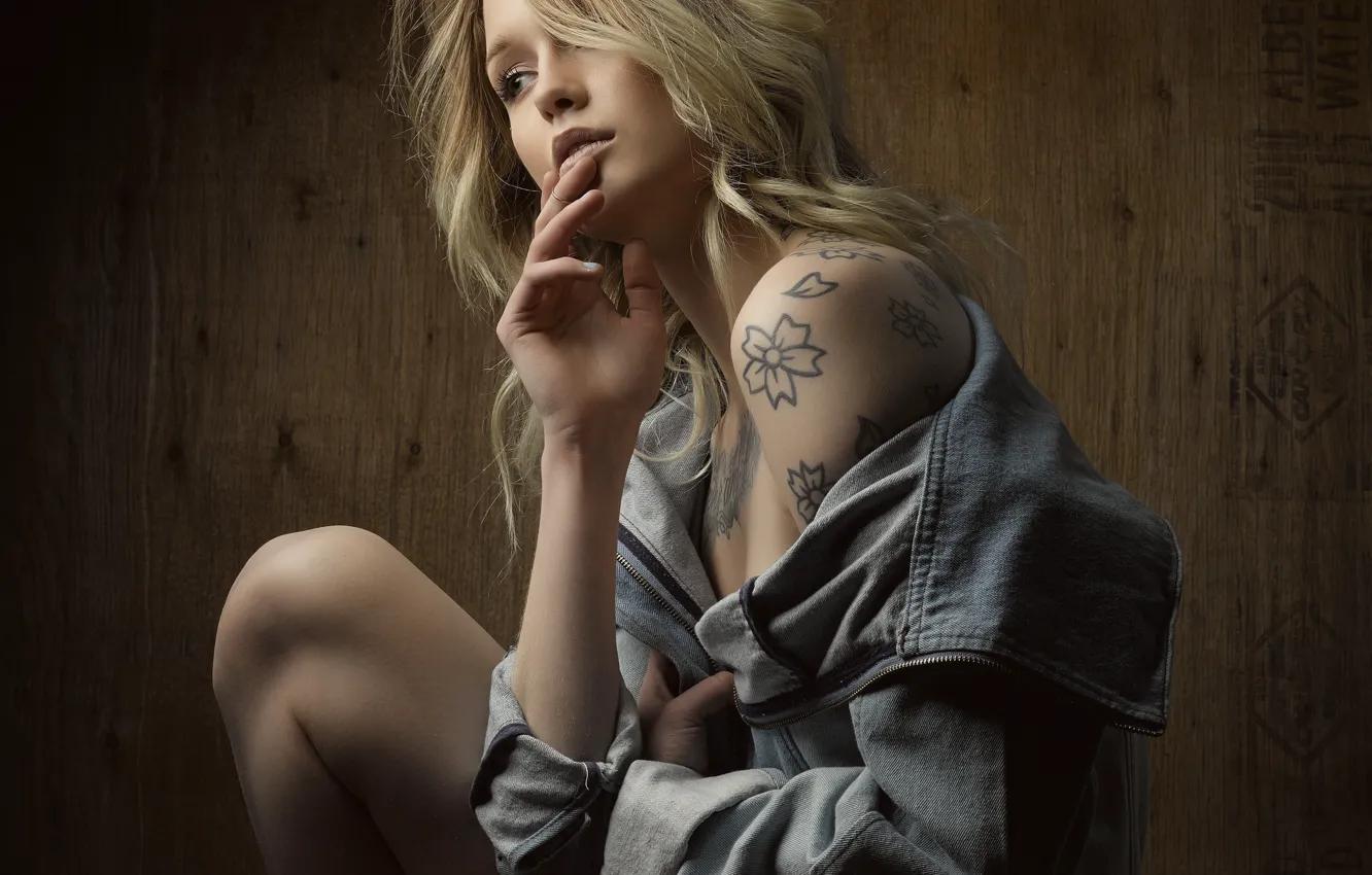 Photo wallpaper girl, tattoo, Mercedes, shoulders