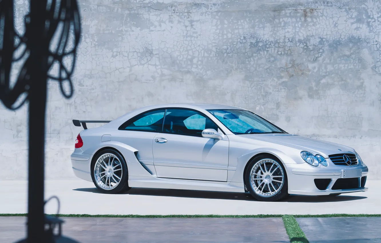 Photo wallpaper Grey, Chrome, Coupe, Sports car, 2005 Mercedes CLK DTM