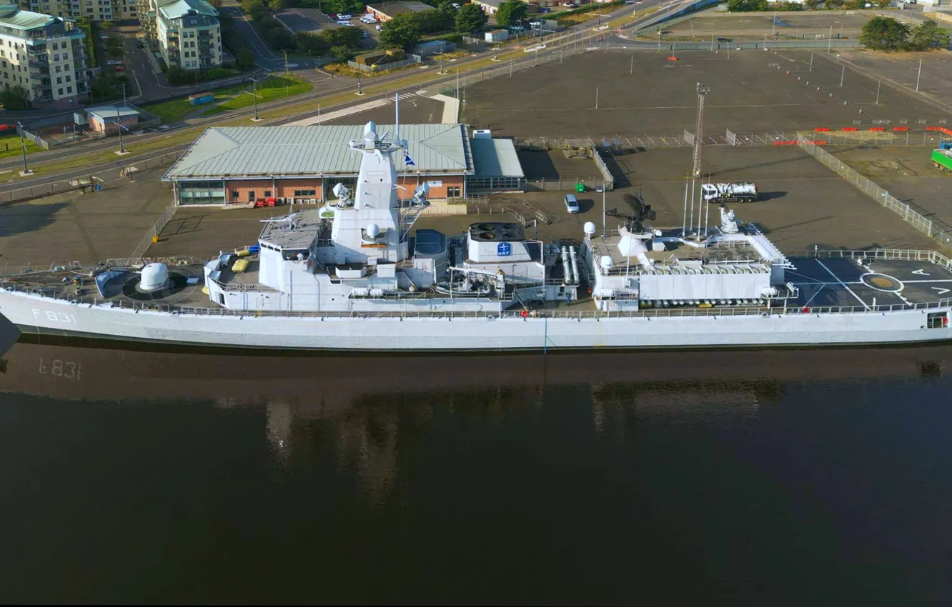 Photo wallpaper frigate, Netherlands Navy, Van Amstel