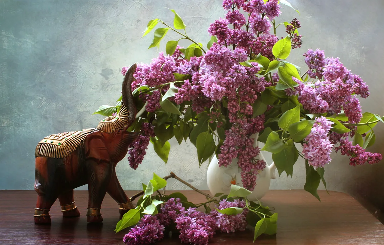Photo wallpaper bouquet, figurine, lilac, elephant