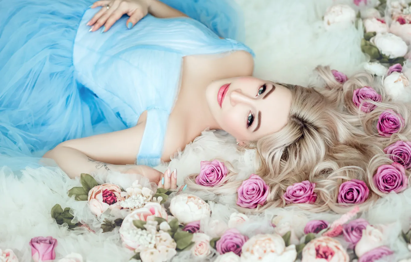 Photo wallpaper look, girl, flowers, face, pose, smile, blue, woman