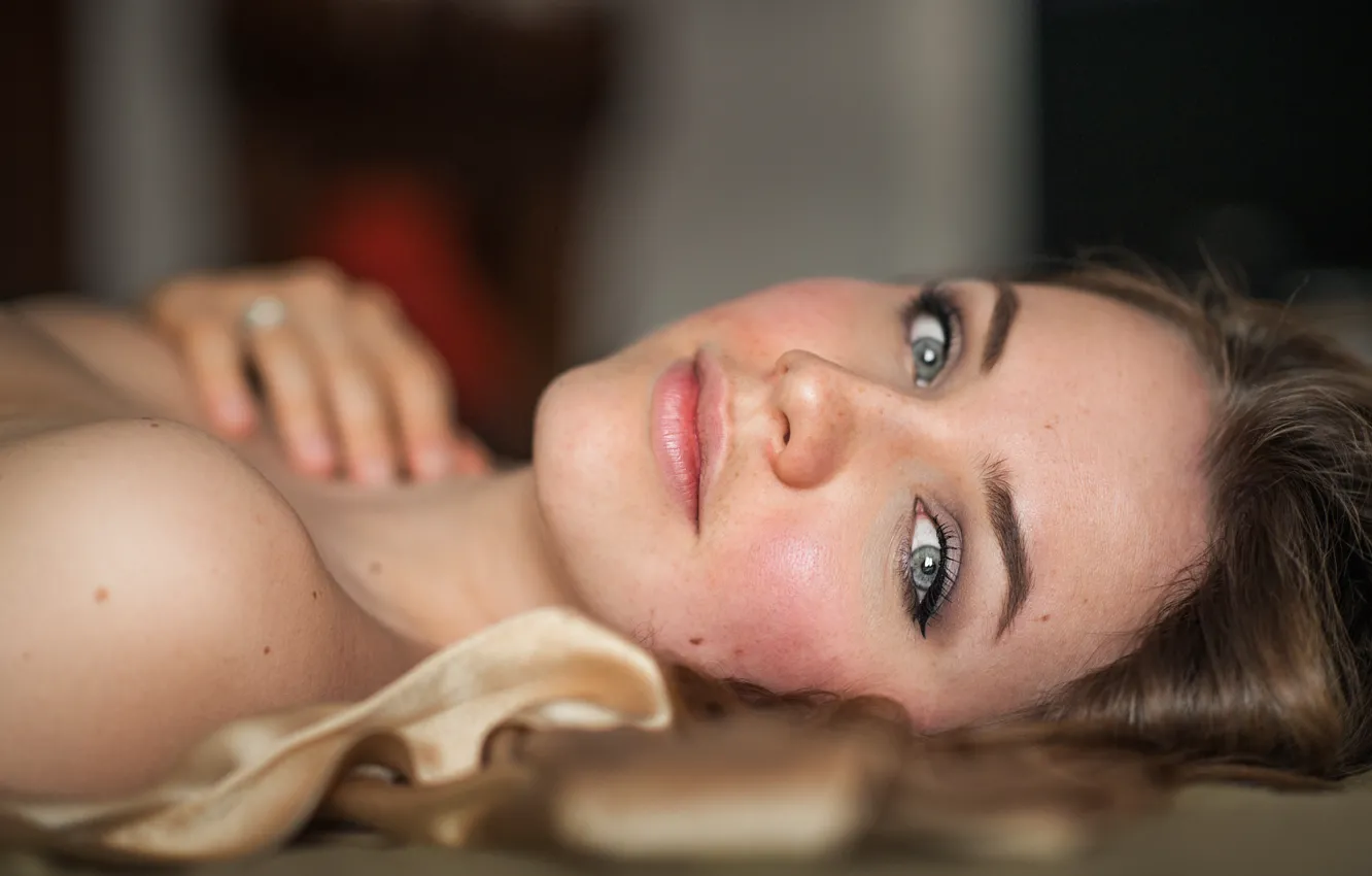 Photo wallpaper green eyes, model, pretty