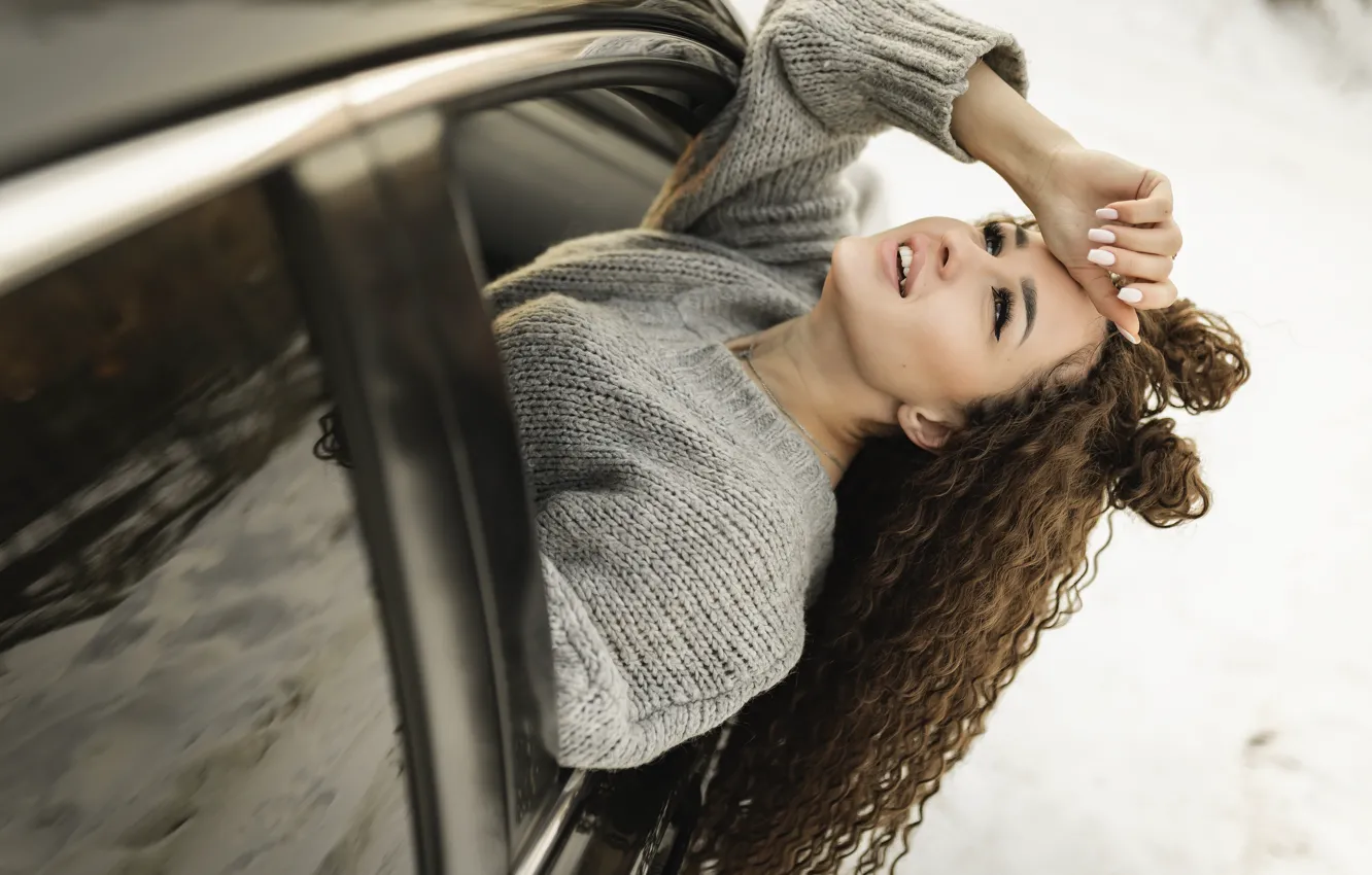 Photo wallpaper machine, auto, girl, face, pose, curls, long hair, Anton Vladimirovich