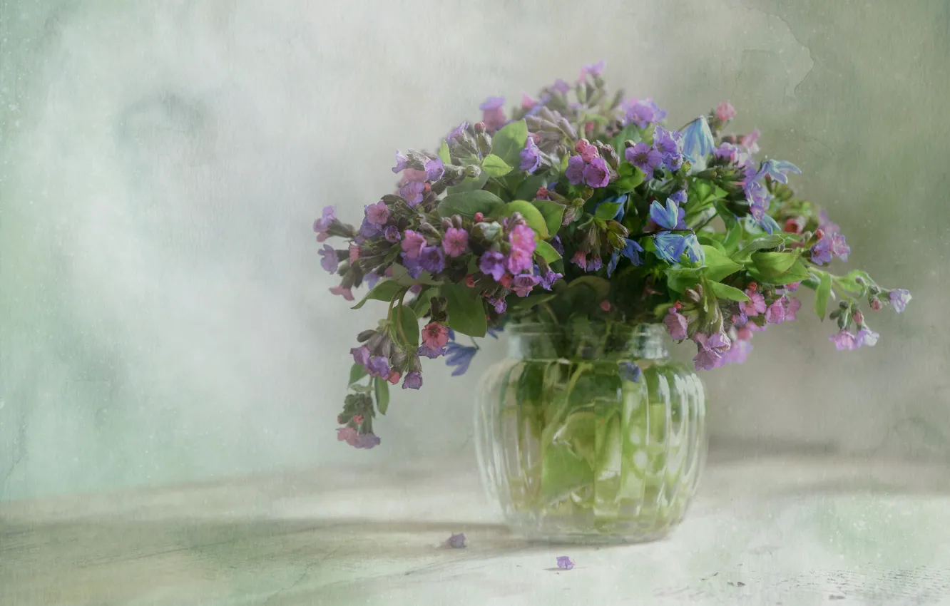 Photo wallpaper flowers, table, treatment, bouquet, blue, vase, pink, still life