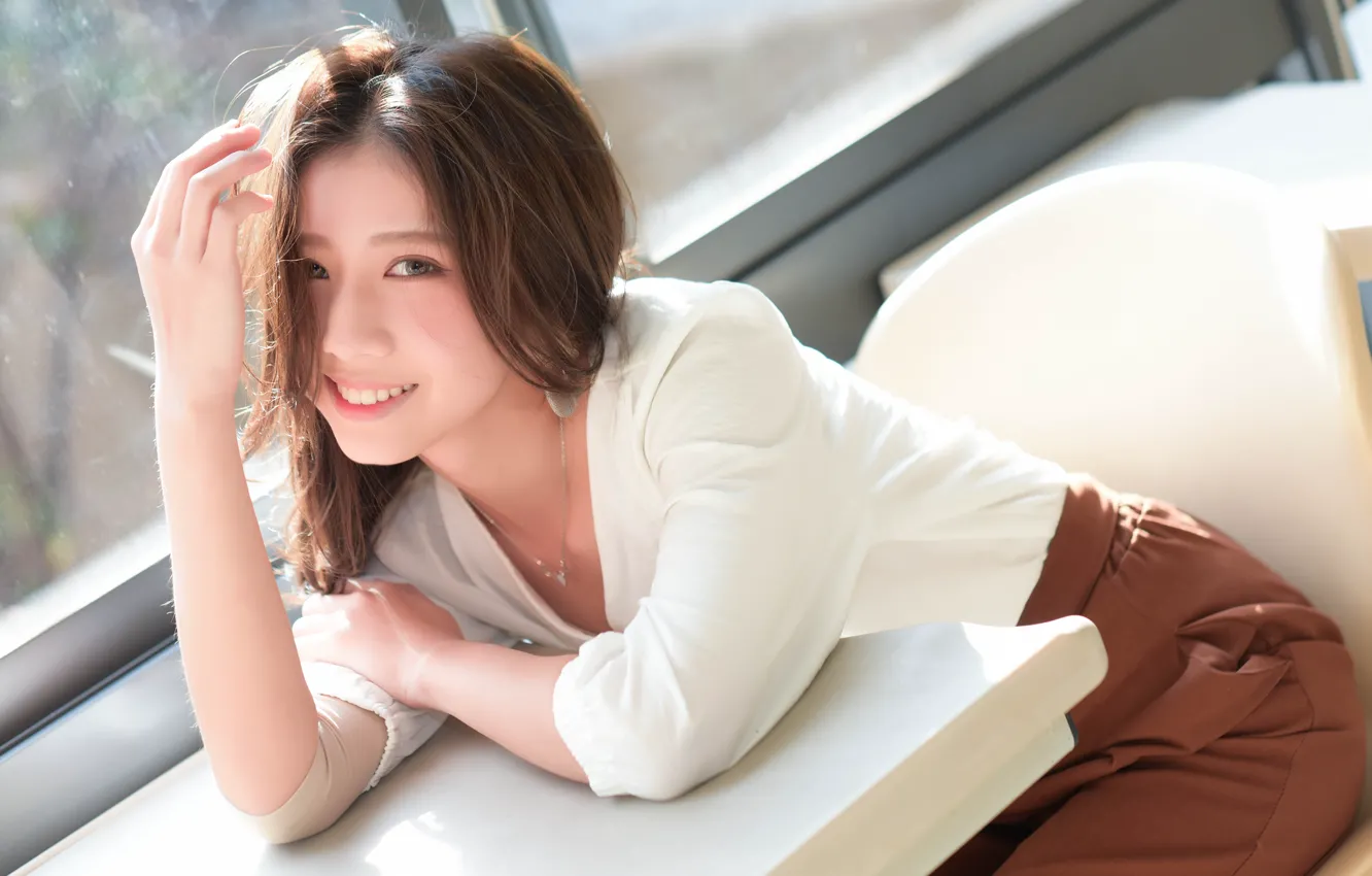 Photo wallpaper look, girl, face, smile, beauty