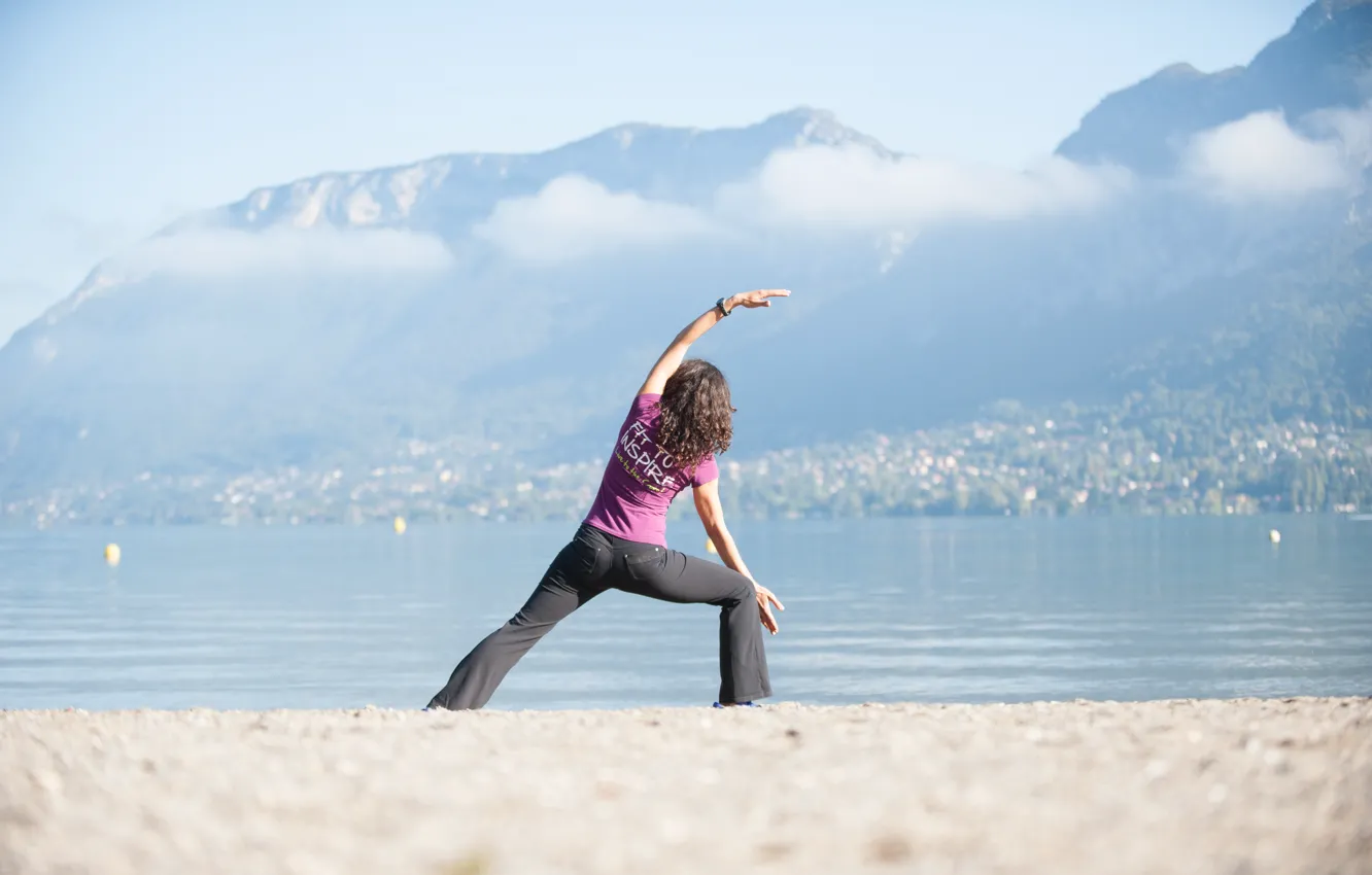 Photo wallpaper beach, woman, yoga