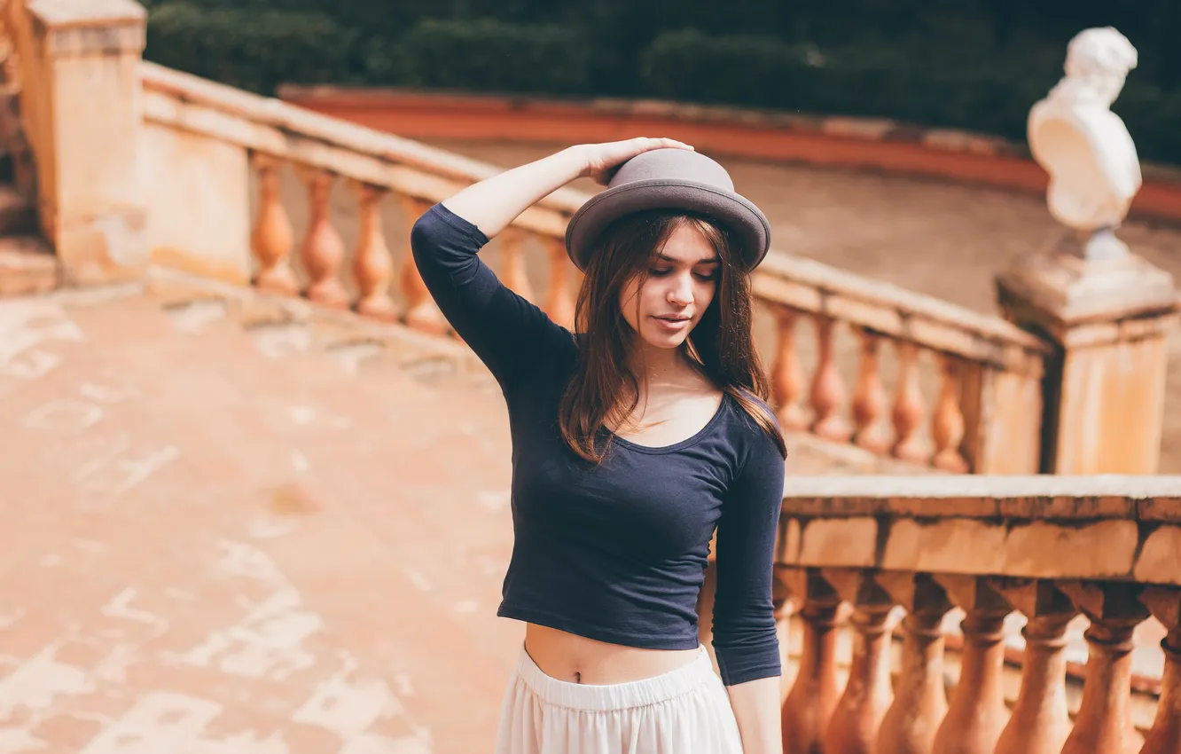 Photo wallpaper girl, pose, hat