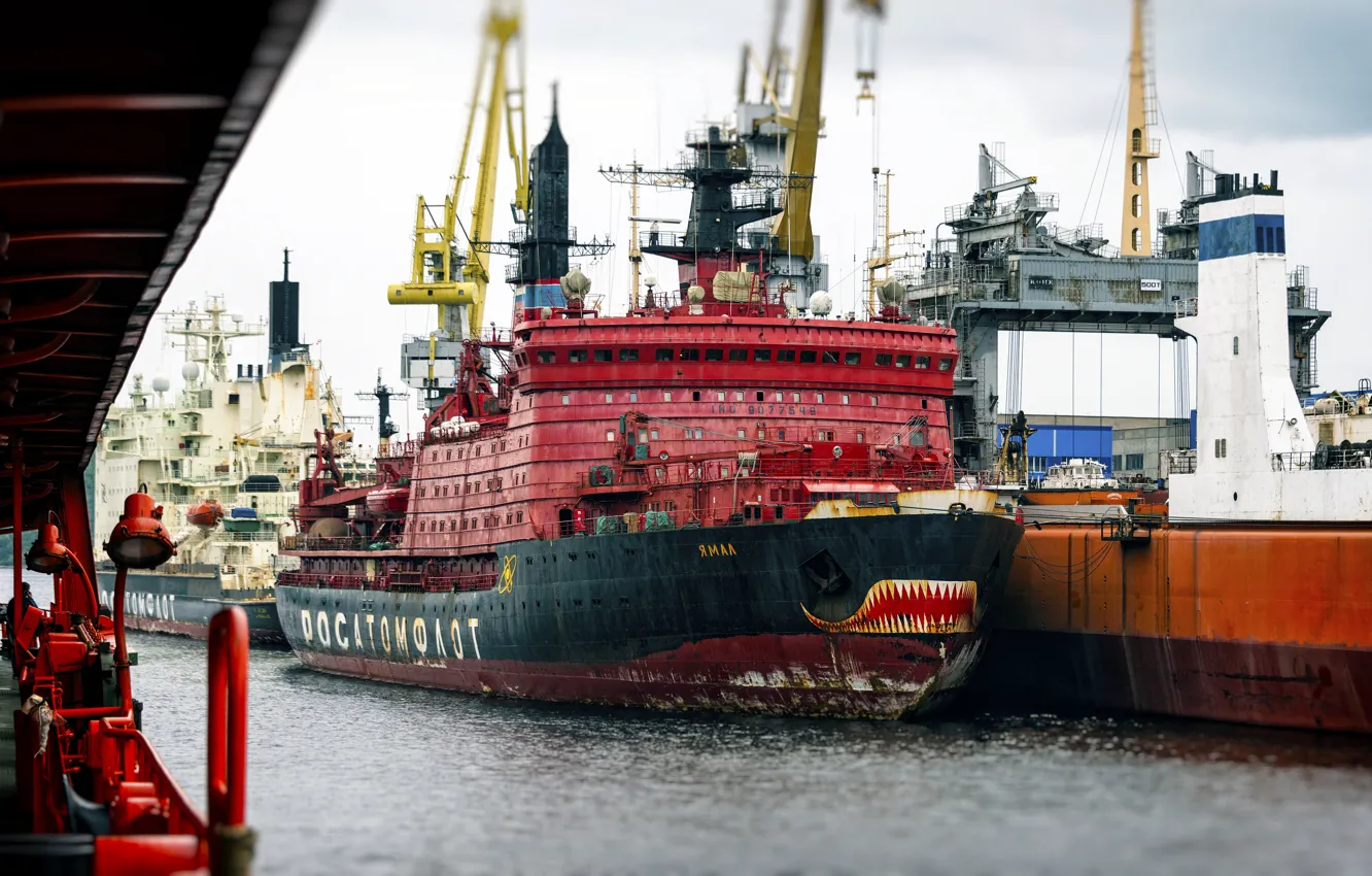 Photo wallpaper Port, Board, Icebreaker, The ship, Russia, Nose, Cranes, 50 years of Victory