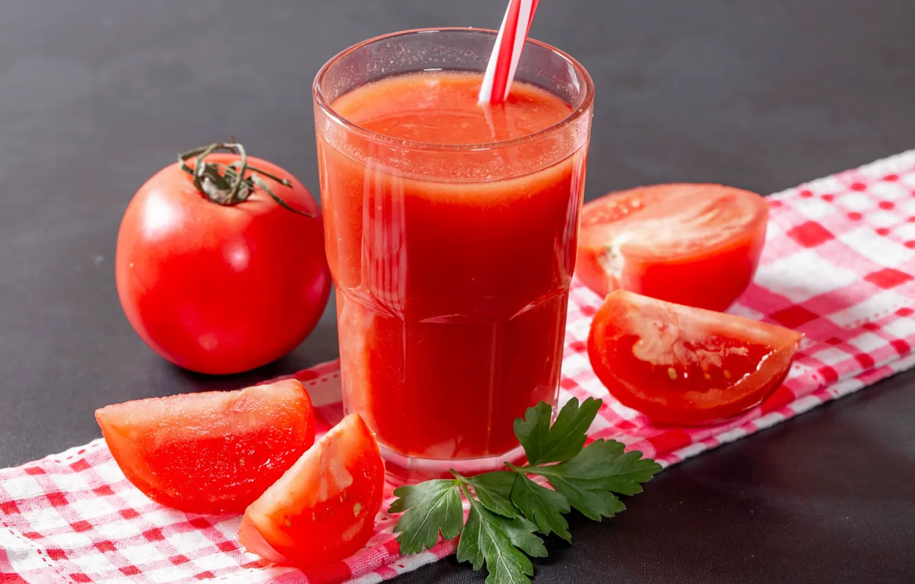 Photo wallpaper glass, juice, tomatoes
