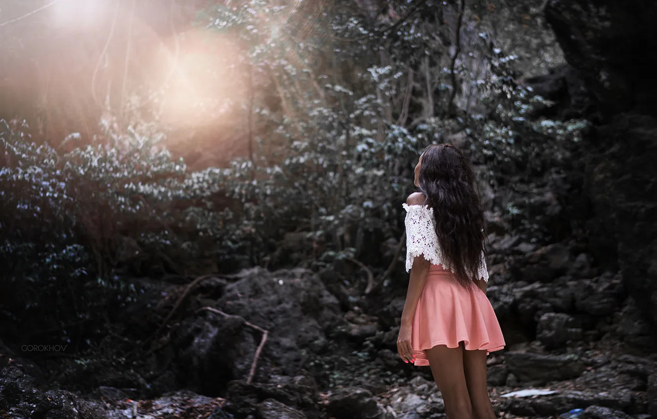 Photo wallpaper girl, black, cross, model, beauty, Side, hair, Mary Senn