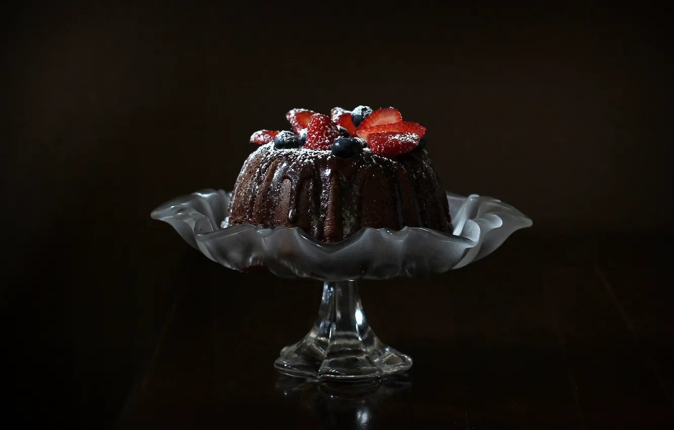Photo wallpaper berries, the dark background, table, food, strawberry, sweets, cake, cake