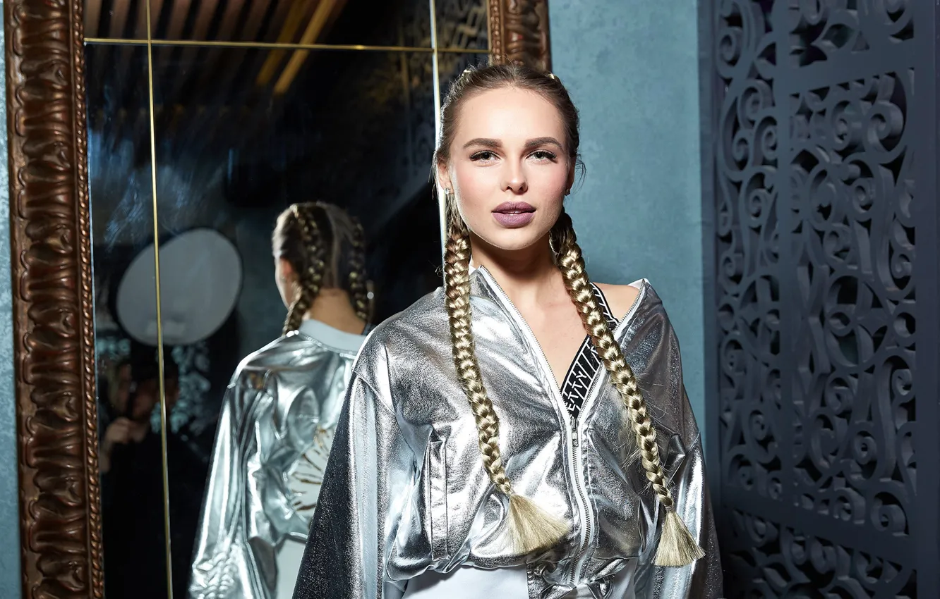 Photo wallpaper look, girl, photo, mirror, Hanna, Hannah, Anna Ivanova