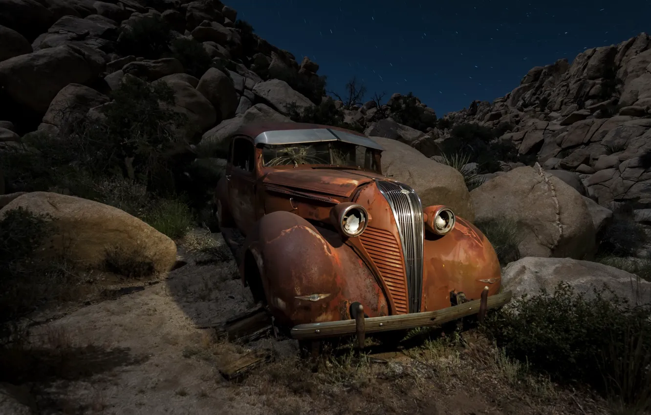 Photo wallpaper machine, night, scrap