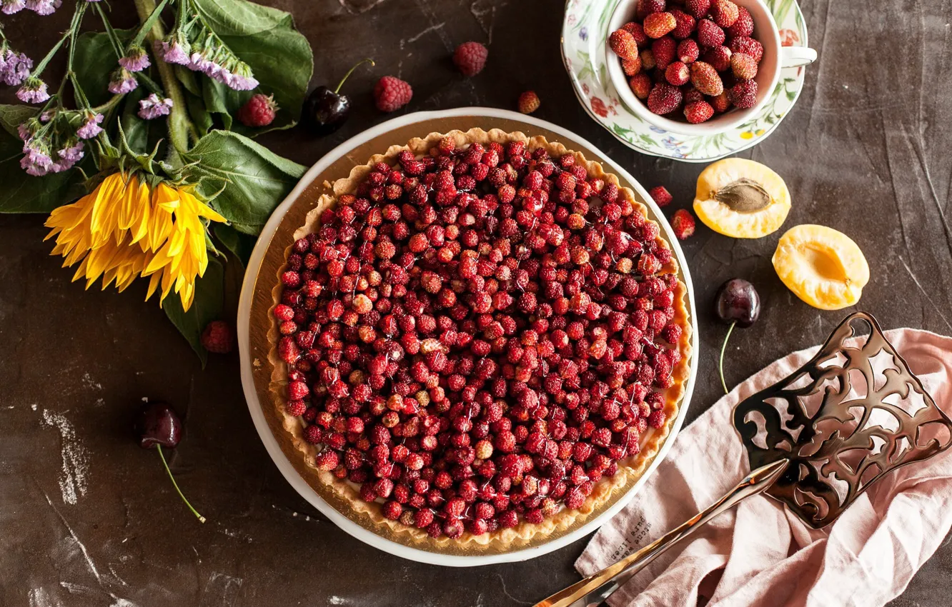 Photo wallpaper berries, strawberries, pie, dessert, cakes, delicious