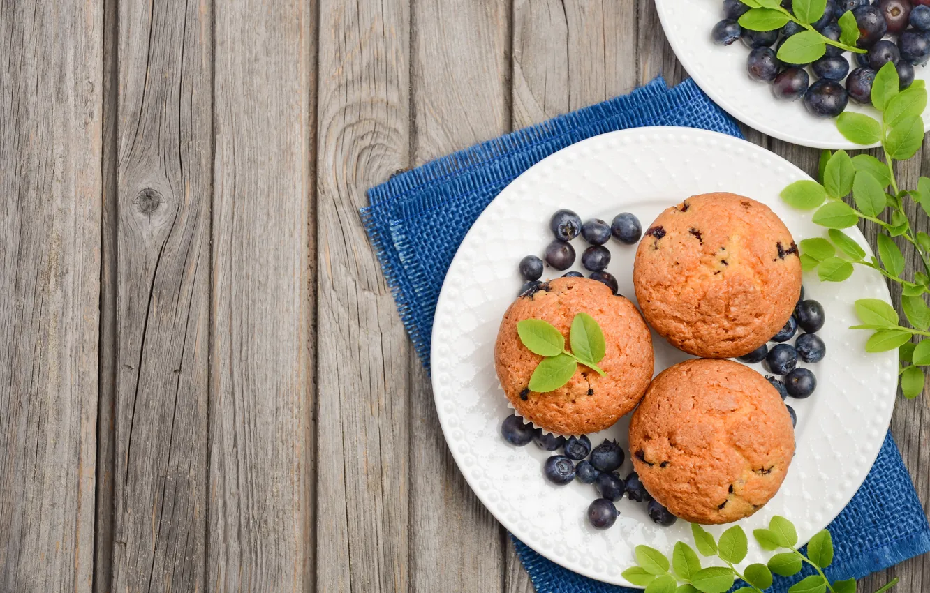 Photo wallpaper berries, cupcakes, blueberries, plate