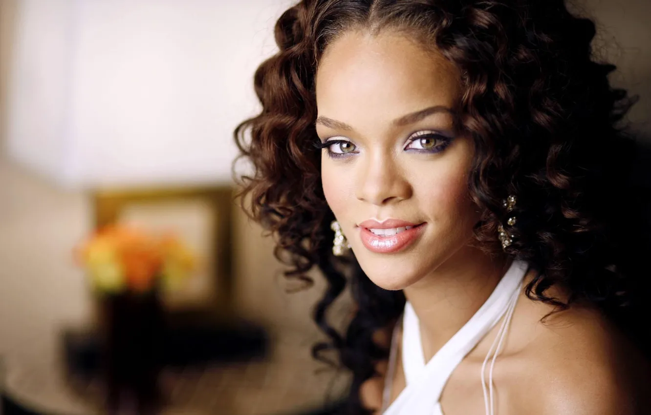 Photo wallpaper blur, curls, singer, Rihanna
