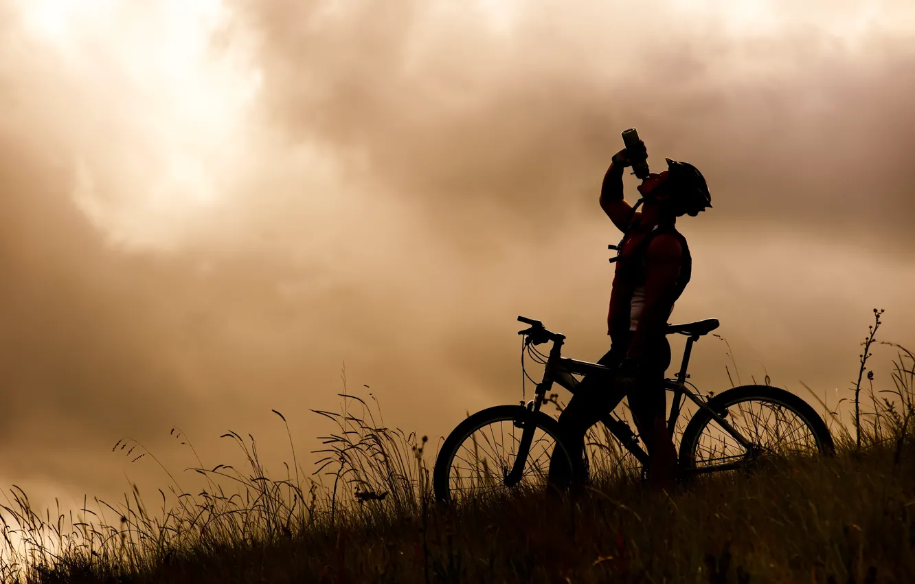 Photo wallpaper nature, bike, male, Sport, mountain bike, water bottle
