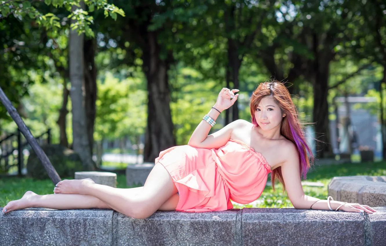 Photo wallpaper look, the sun, trees, pose, Park, model, portrait, makeup