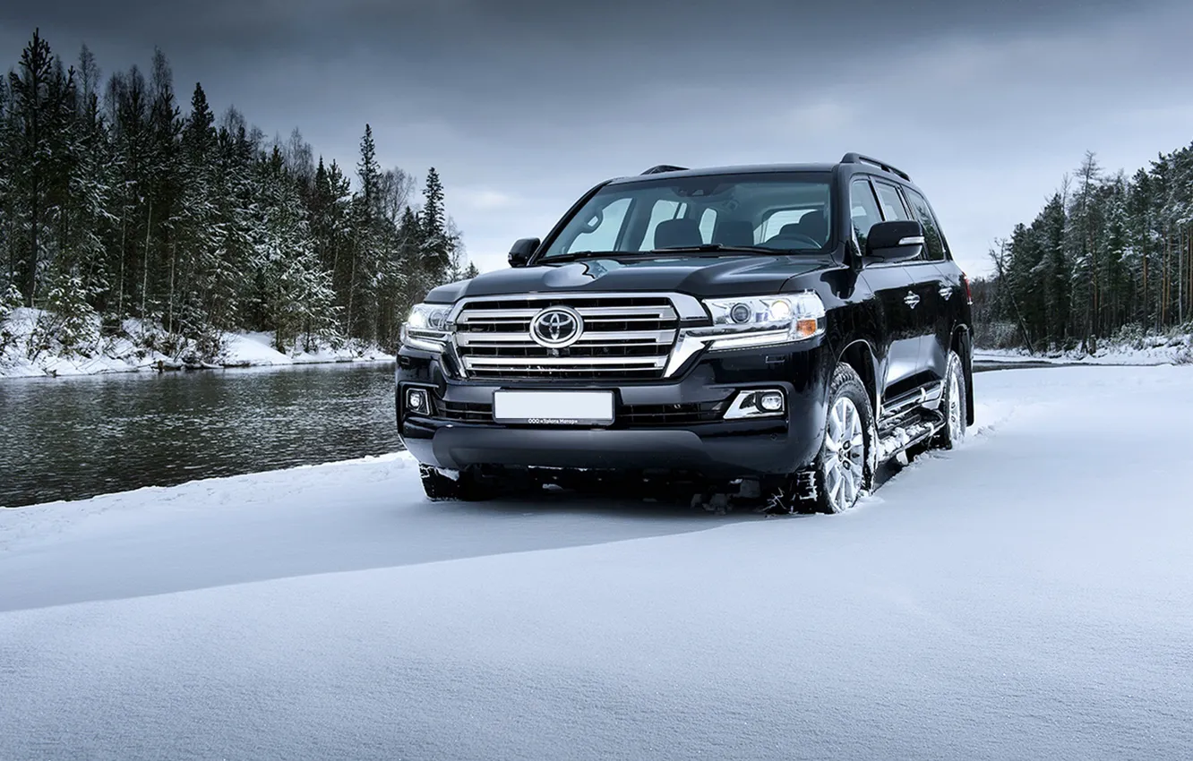 Photo wallpaper Toyota, first, Land, 200, Cruiser, inRussia, the test drives