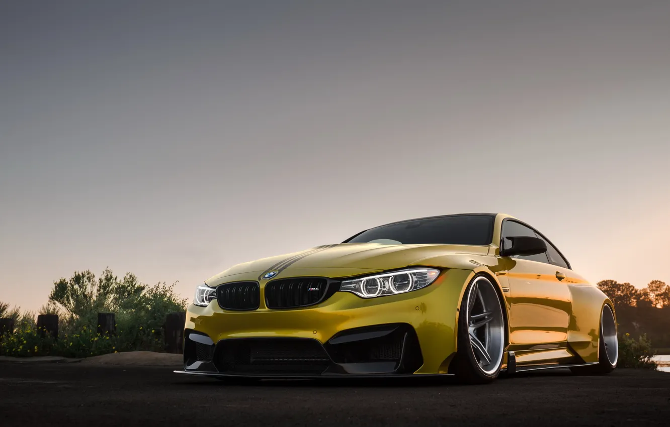 Photo wallpaper BMW, Vorsteiner, yellow