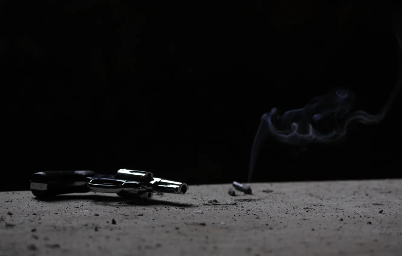 Photo wallpaper smoke, cigarette, revolver
