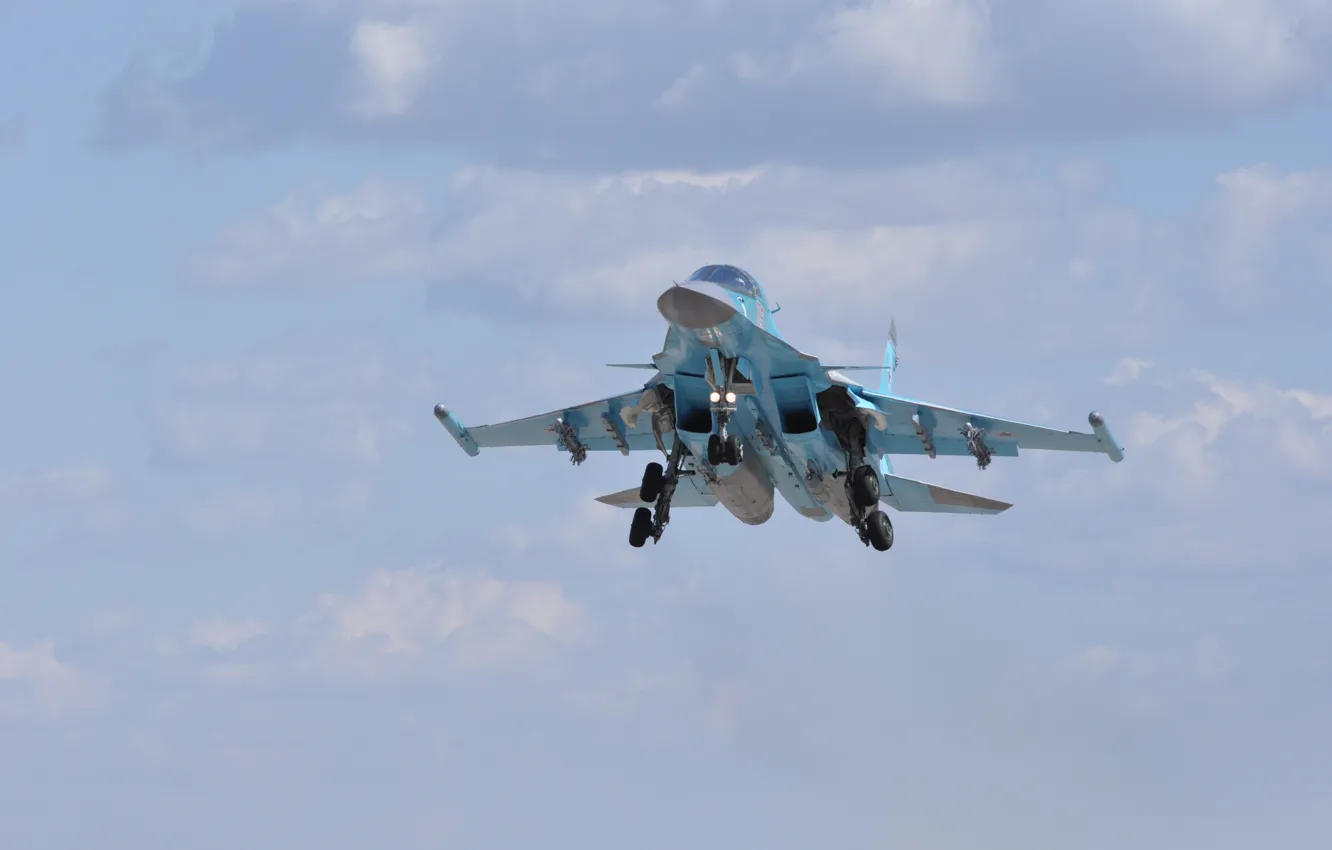 Photo wallpaper clouds, bomber, landing, chassis, frontline, Fullback, Su 34