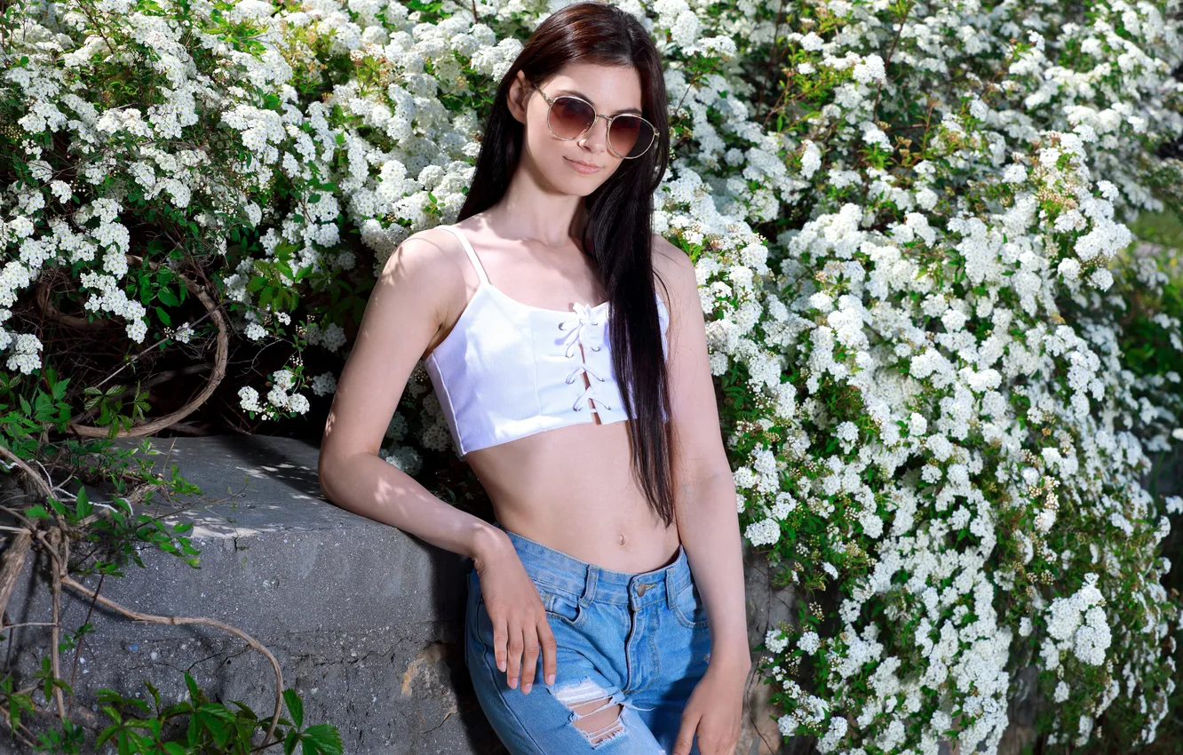 Photo wallpaper model, jeans, sunglasses, Waiting For You, Aleksandrina, Against The Wall, Woman Outdoors