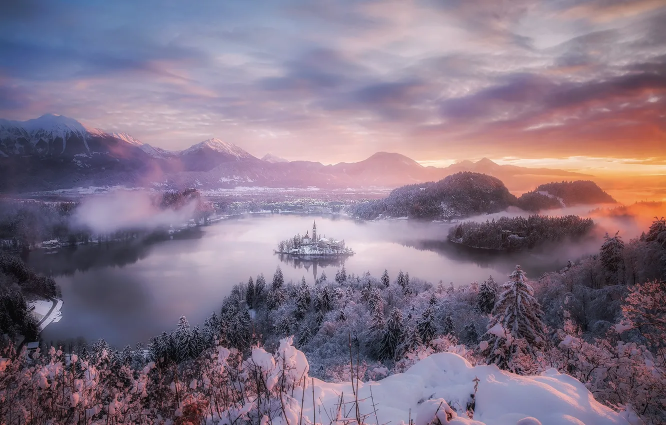 Photo wallpaper winter, the sky, clouds, light, snow, fog, the evening, couples