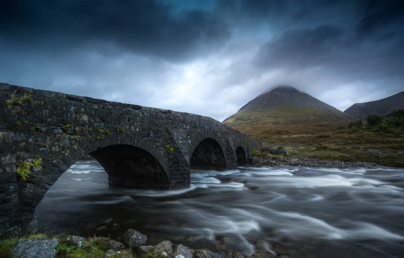 Photo wallpaper landscape, mountains, beauty, Scotland, haze, Scotland, Old bridge, Isle of Skye