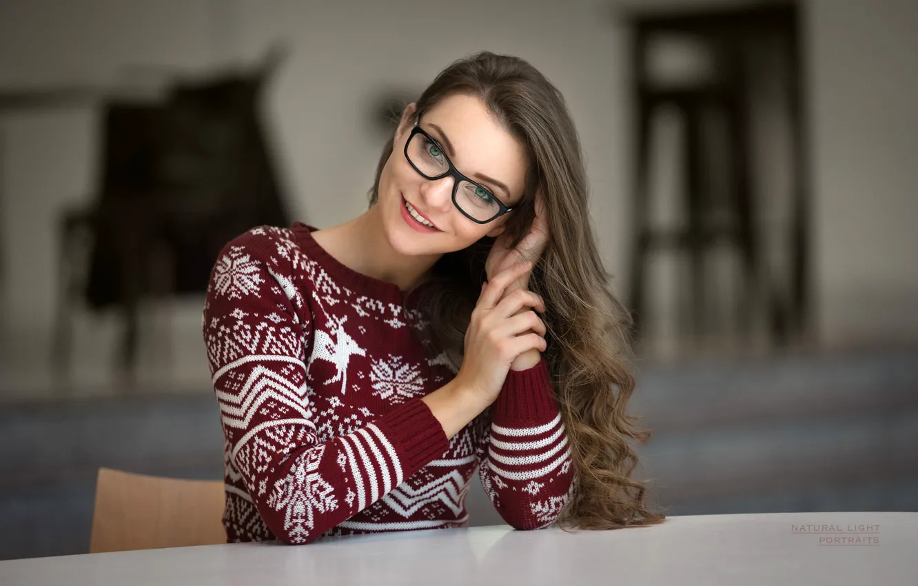 Photo wallpaper look, pose, smile, model, portrait, makeup, glasses, hairstyle
