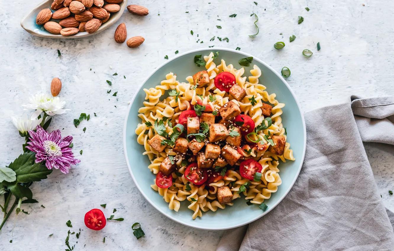 Photo wallpaper meat, nuts, tomatoes, almonds, pasta
