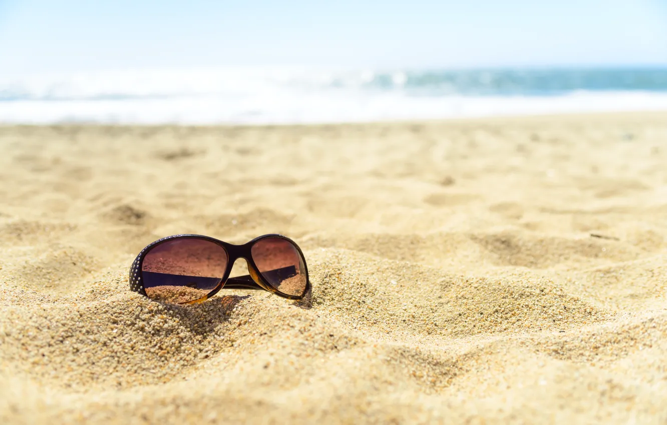Photo wallpaper sand, sea, beach, summer, stay, glasses, summer, beach